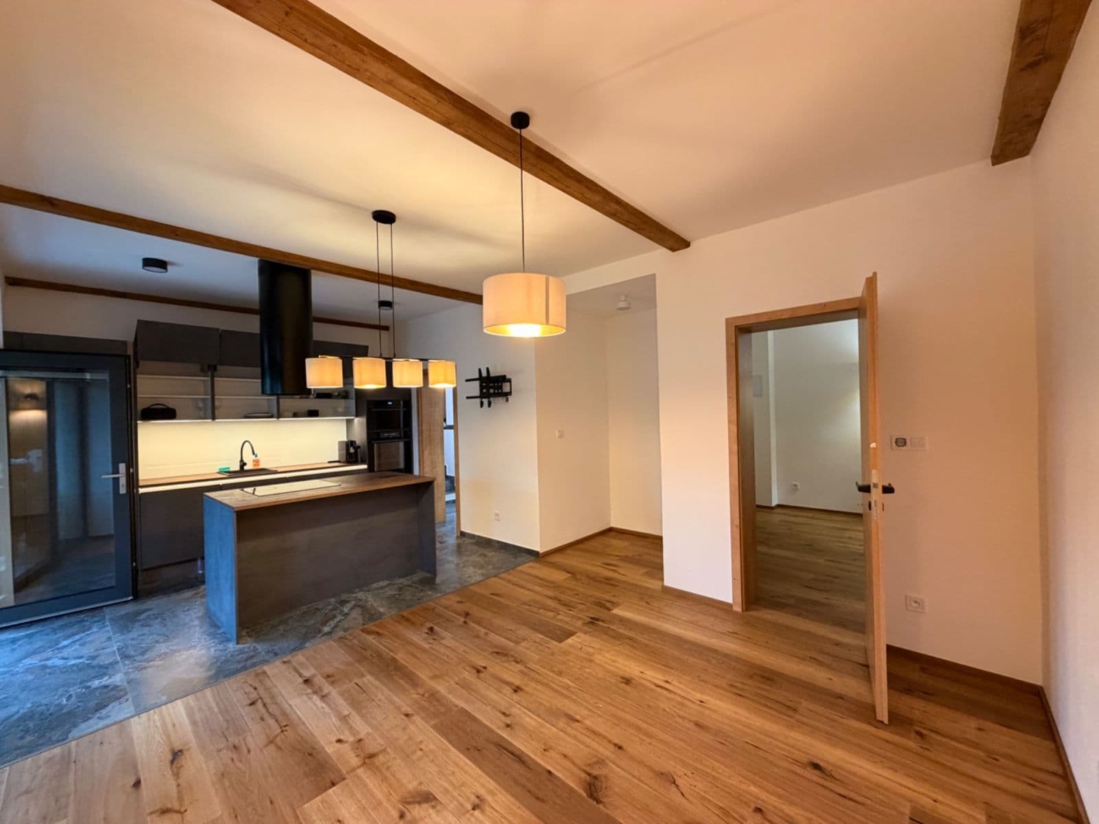 Pronájem bytu 2+kk 60 m², Pod Fialkou, Praha, Praha Pronájem bytu 2+kk 60 m², Pod Fialkou, Praha, Praha