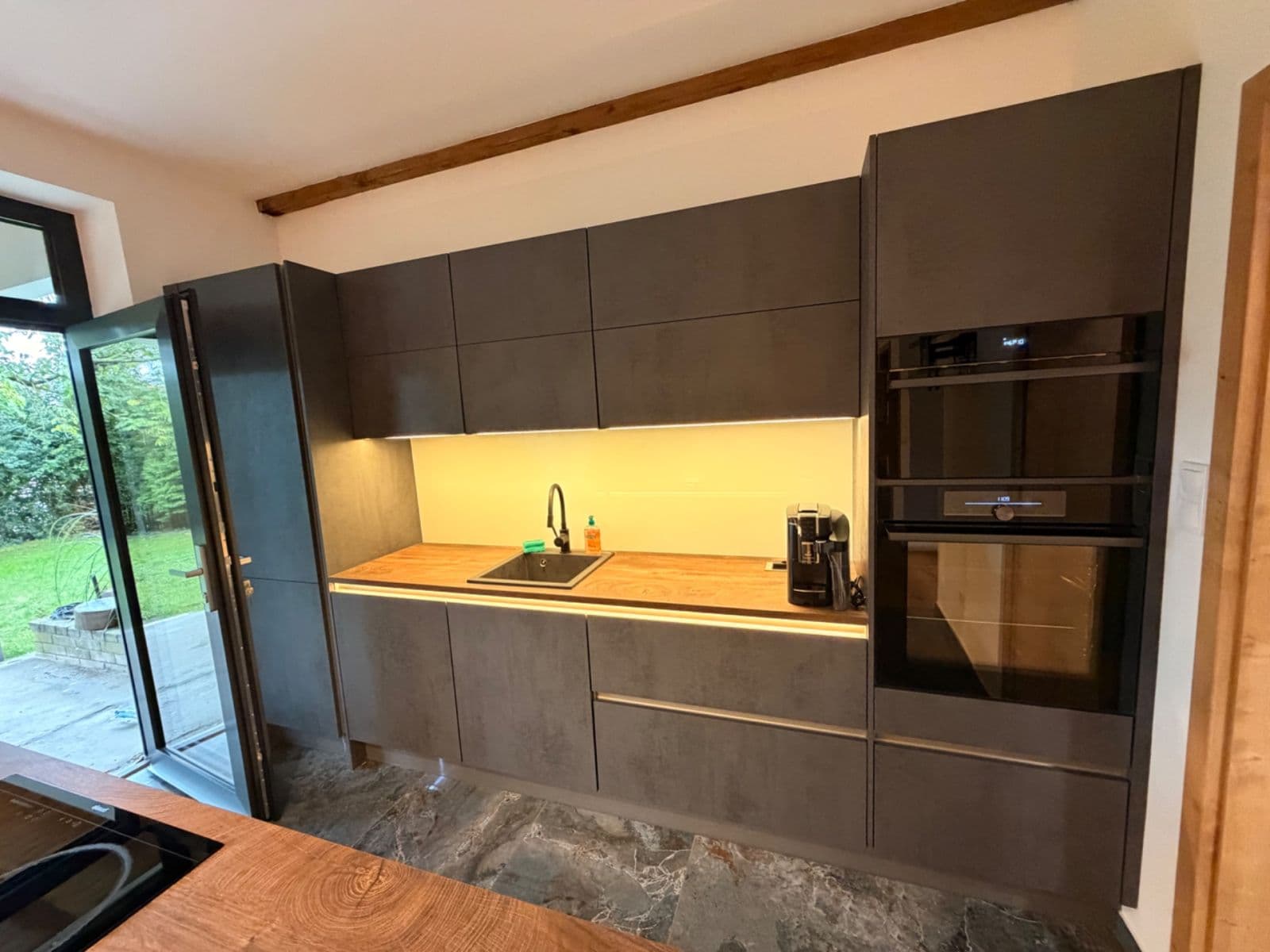 Pronájem bytu 2+kk 60 m², Pod Fialkou, Praha, Praha Pronájem bytu 2+kk 60 m², Pod Fialkou, Praha, Praha