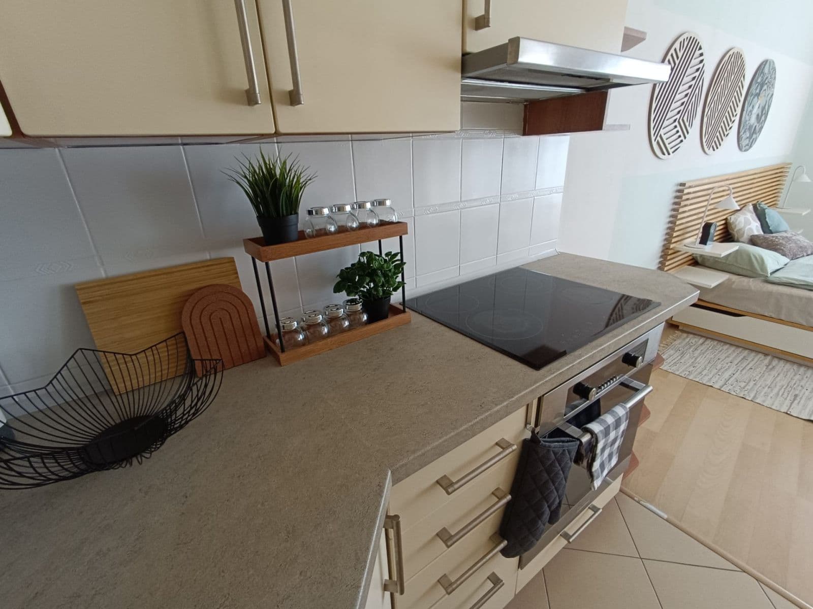 Pronájem bytu 1+kk 45 m², Nademlejnská, Praha, Praha Pronájem bytu 1+kk 45 m², Nademlejnská, Praha, Praha