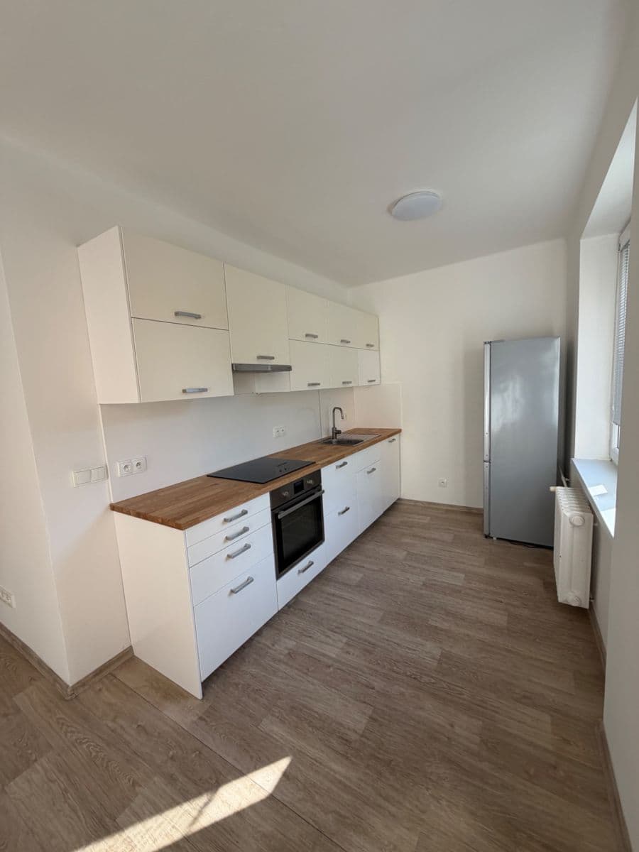 Pronájem bytu 2+kk 59 m², Tlapákova, Ostrava, Moravskoslezský kraj Pronájem bytu 2+kk 59 m², Tlapákova, Ostrava, Moravskoslezský kraj