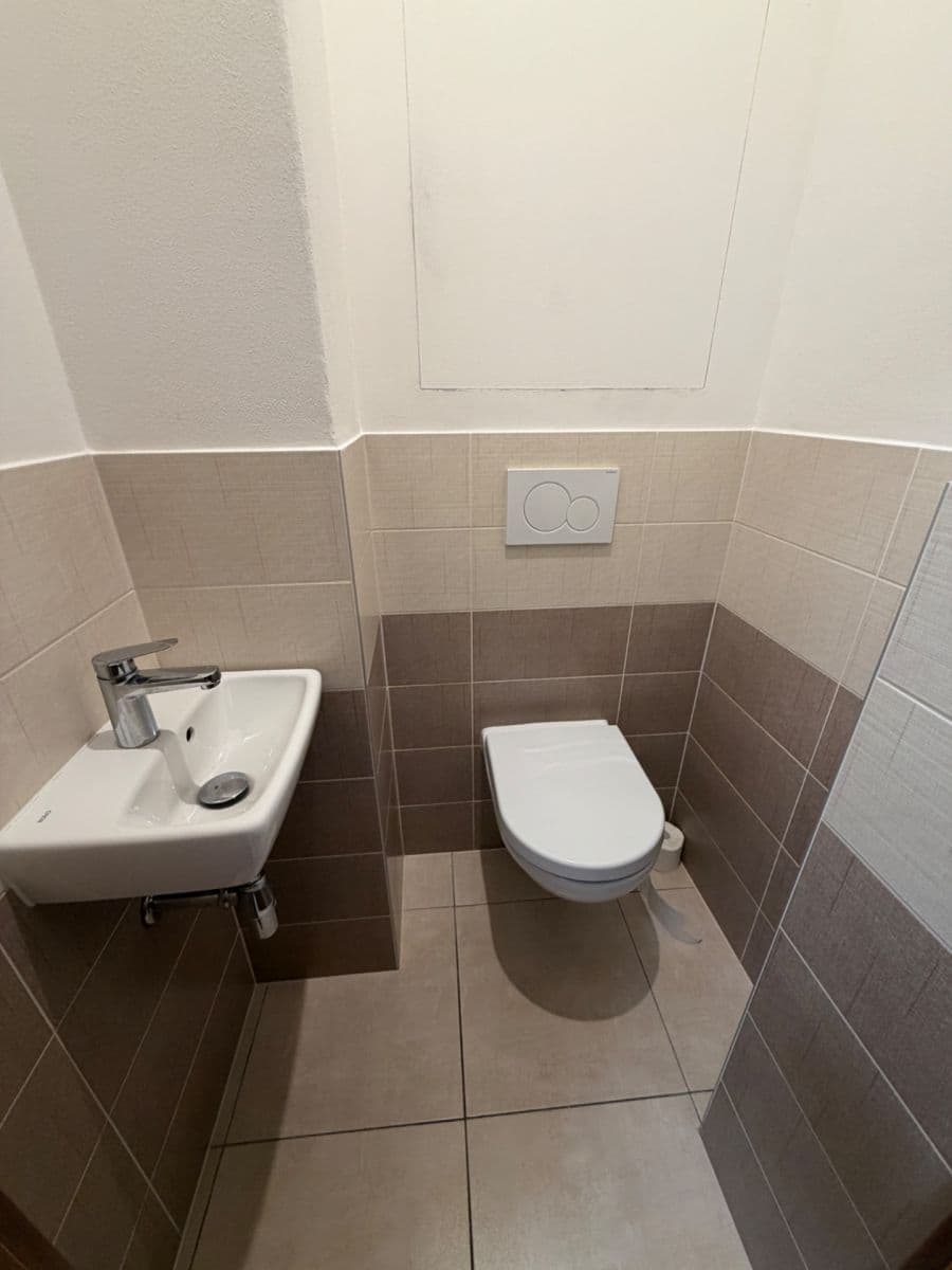 Pronájem bytu 2+kk 59 m², Tlapákova, Ostrava, Moravskoslezský kraj Pronájem bytu 2+kk 59 m², Tlapákova, Ostrava, Moravskoslezský kraj