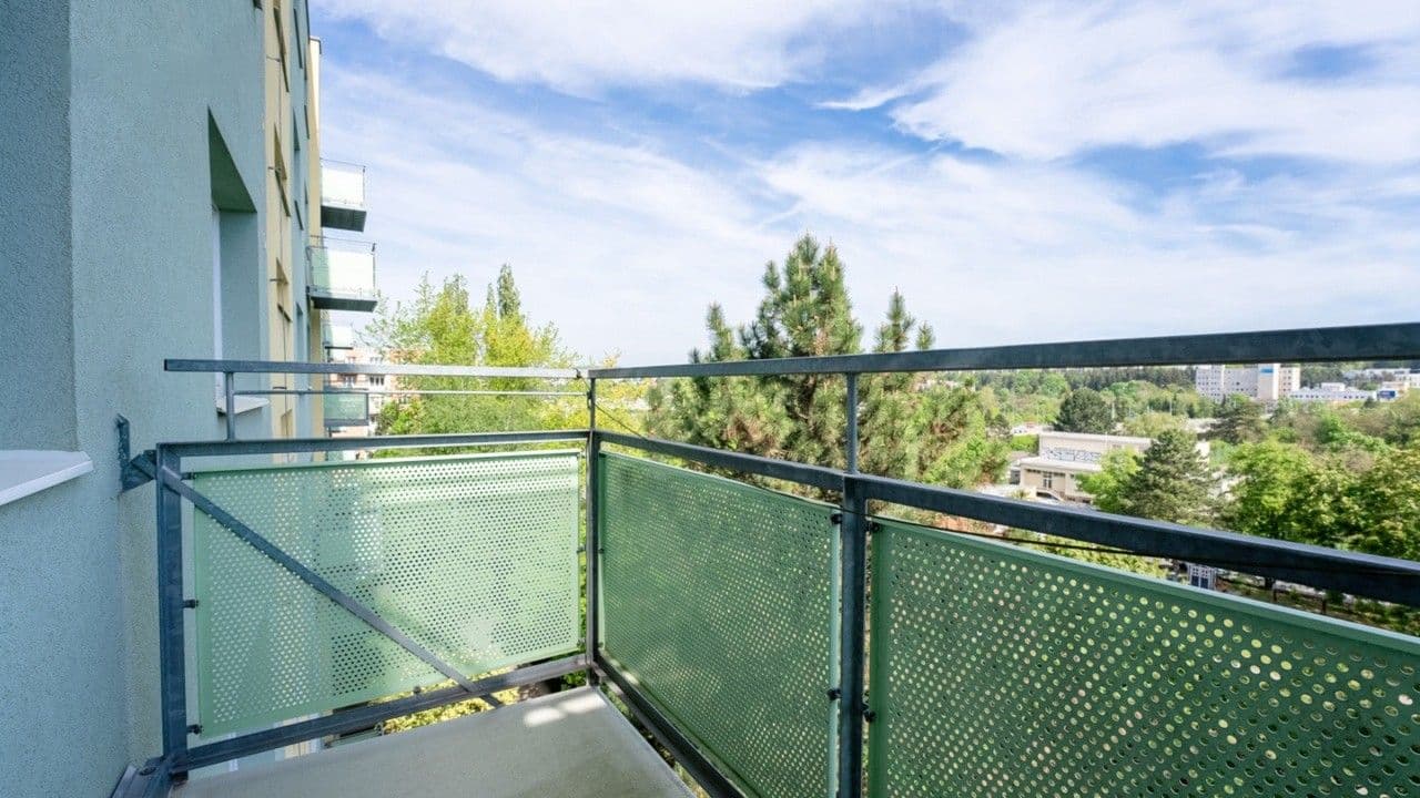 Pronájem bytu 2+1 55 m², náměstí SNP, Brno, Jihomoravský kraj Pronájem bytu 2+1 55 m², náměstí SNP, Brno, Jihomoravský kraj