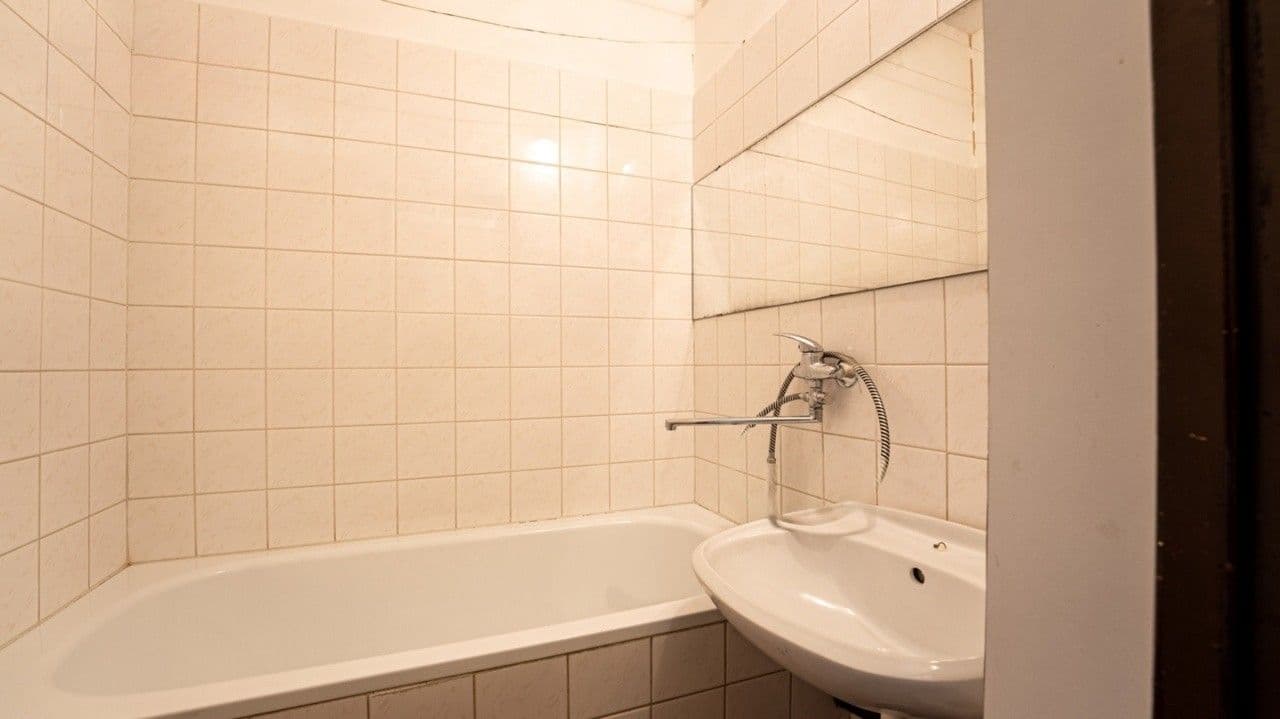 Pronájem bytu 2+1 55 m², náměstí SNP, Brno, Jihomoravský kraj Pronájem bytu 2+1 55 m², náměstí SNP, Brno, Jihomoravský kraj