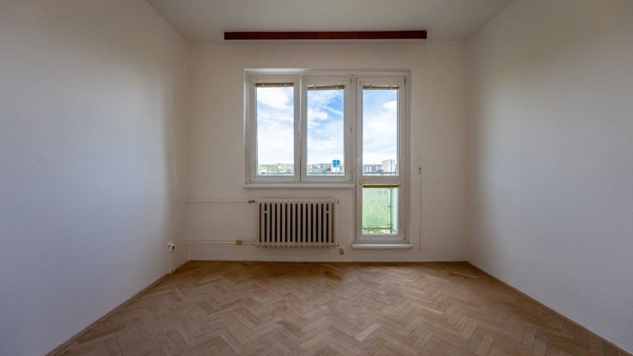 Pronájem bytu 2+1 55 m², náměstí SNP, Brno, Jihomoravský kraj Pronájem bytu 2+1 55 m², náměstí SNP, Brno, Jihomoravský kraj