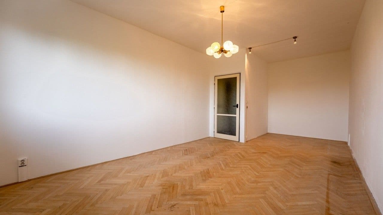 Pronájem bytu 2+1 55 m², náměstí SNP, Brno, Jihomoravský kraj Pronájem bytu 2+1 55 m², náměstí SNP, Brno, Jihomoravský kraj