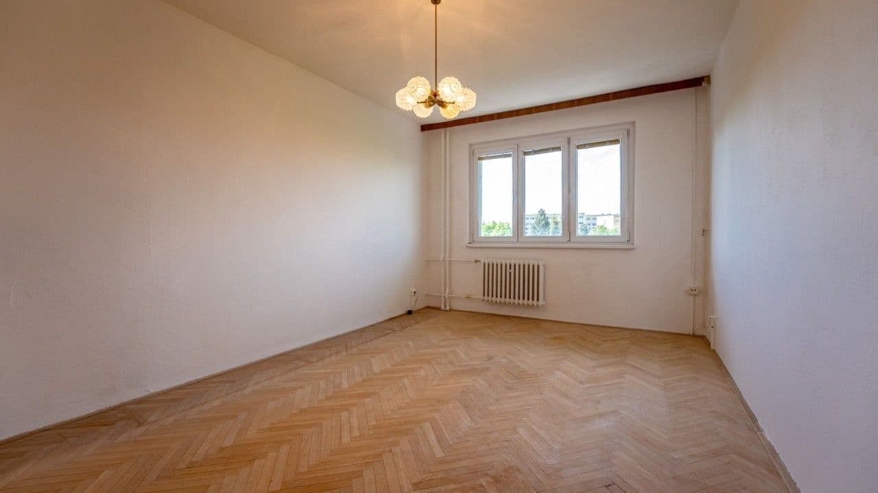 Pronájem bytu 2+1 55 m², náměstí SNP, Brno, Jihomoravský kraj Pronájem bytu 2+1 55 m², náměstí SNP, Brno, Jihomoravský kraj