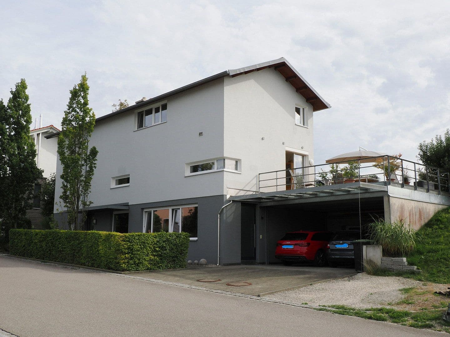 Prodej domu 204 m², pozemek 723 m², Hohenkammer, Bavorsko Prodej domu 204 m², pozemek 723 m², Hohenkammer, Bavorsko