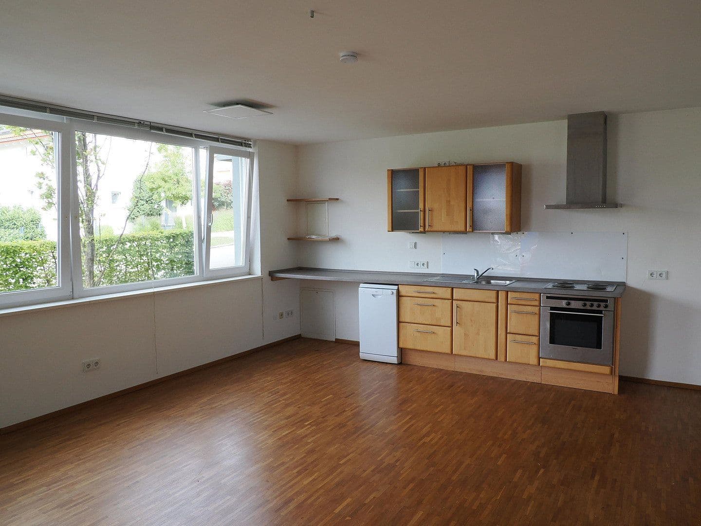 Prodej domu 204 m², pozemek 723 m², Hohenkammer, Bavorsko Prodej domu 204 m², pozemek 723 m², Hohenkammer, Bavorsko