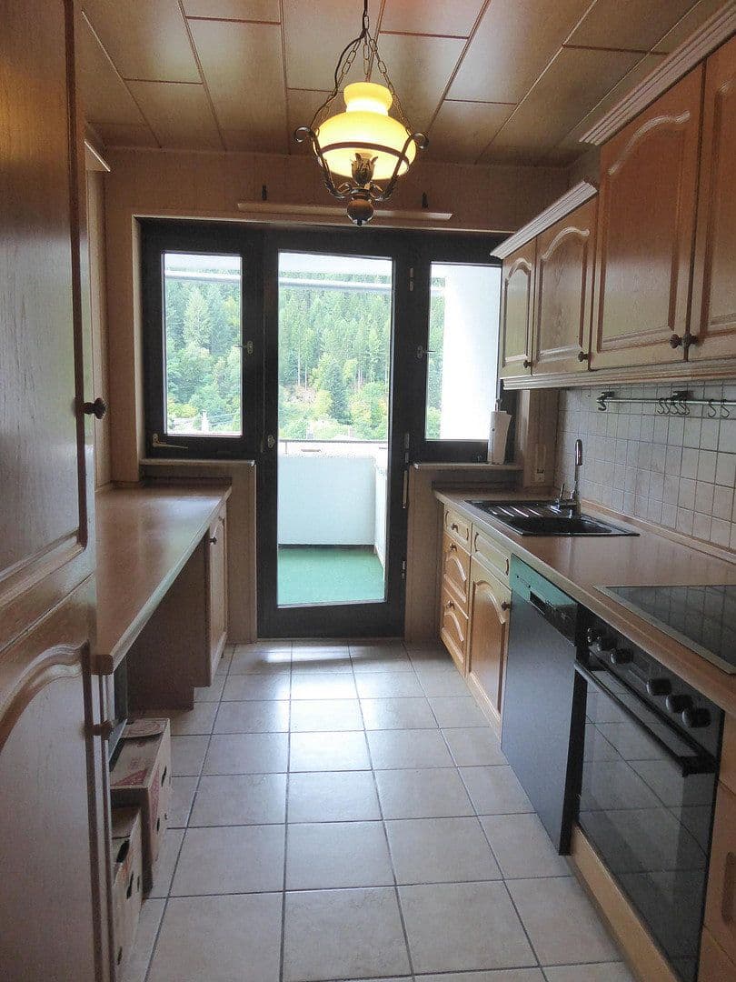 Prodej bytu 3+1 91 m², Alte Straße 24, Höfen an der Enz, Bádensko-Württembersko Prodej bytu 3+1 91 m², Alte Straße 24, Höfen an der Enz, Bádensko-Württembersko
