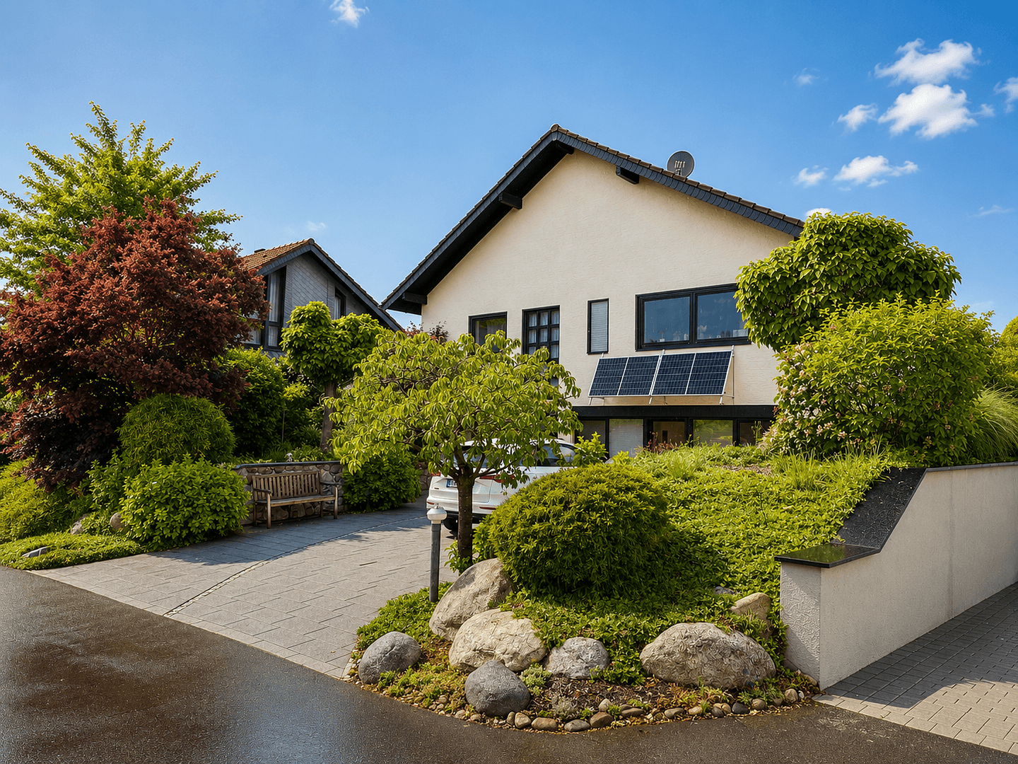 Prodej domu 199 m², pozemek 780 m², Neunkirchen-Seelscheid, Severní Porýní-Vestfálsko Prodej domu 199 m², pozemek 780 m², Neunkirchen-Seelscheid, Severní Porýní-Vestfálsko