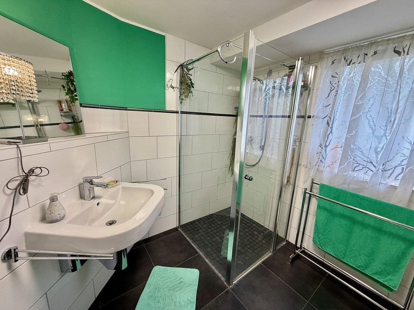 Prodej domu 199 m², pozemek 780 m², Neunkirchen-Seelscheid, Severní Porýní-Vestfálsko Prodej domu 199 m², pozemek 780 m², Neunkirchen-Seelscheid, Severní Porýní-Vestfálsko