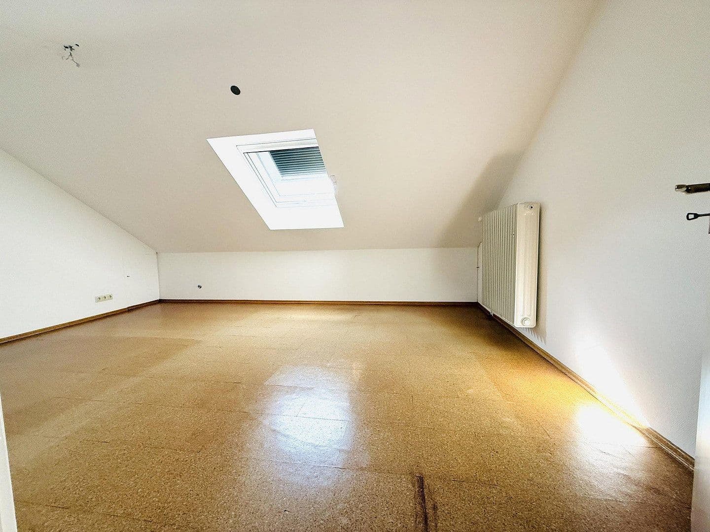 Prodej domu 231 m², pozemek 956 m², Gustav Freytag Straße, Wertheim, Bádensko-Württembersko Prodej domu 231 m², pozemek 956 m², Gustav Freytag Straße, Wertheim, Bádensko-Württembersko