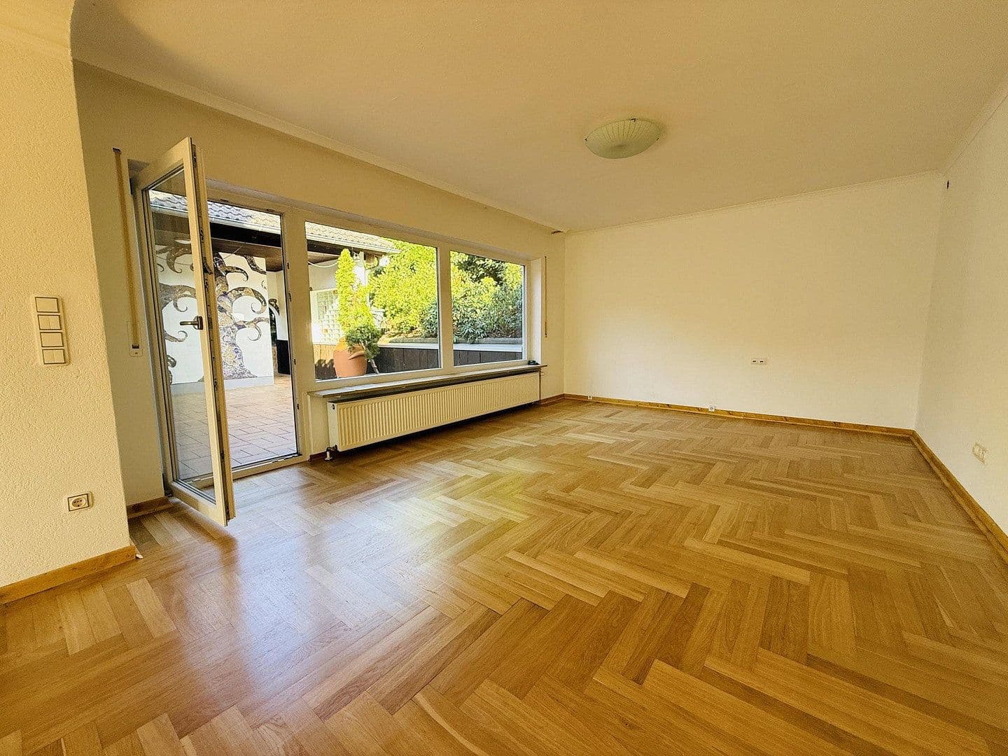 Prodej domu 231 m², pozemek 956 m², Gustav Freytag Straße, Wertheim, Bádensko-Württembersko Prodej domu 231 m², pozemek 956 m², Gustav Freytag Straße, Wertheim, Bádensko-Württembersko