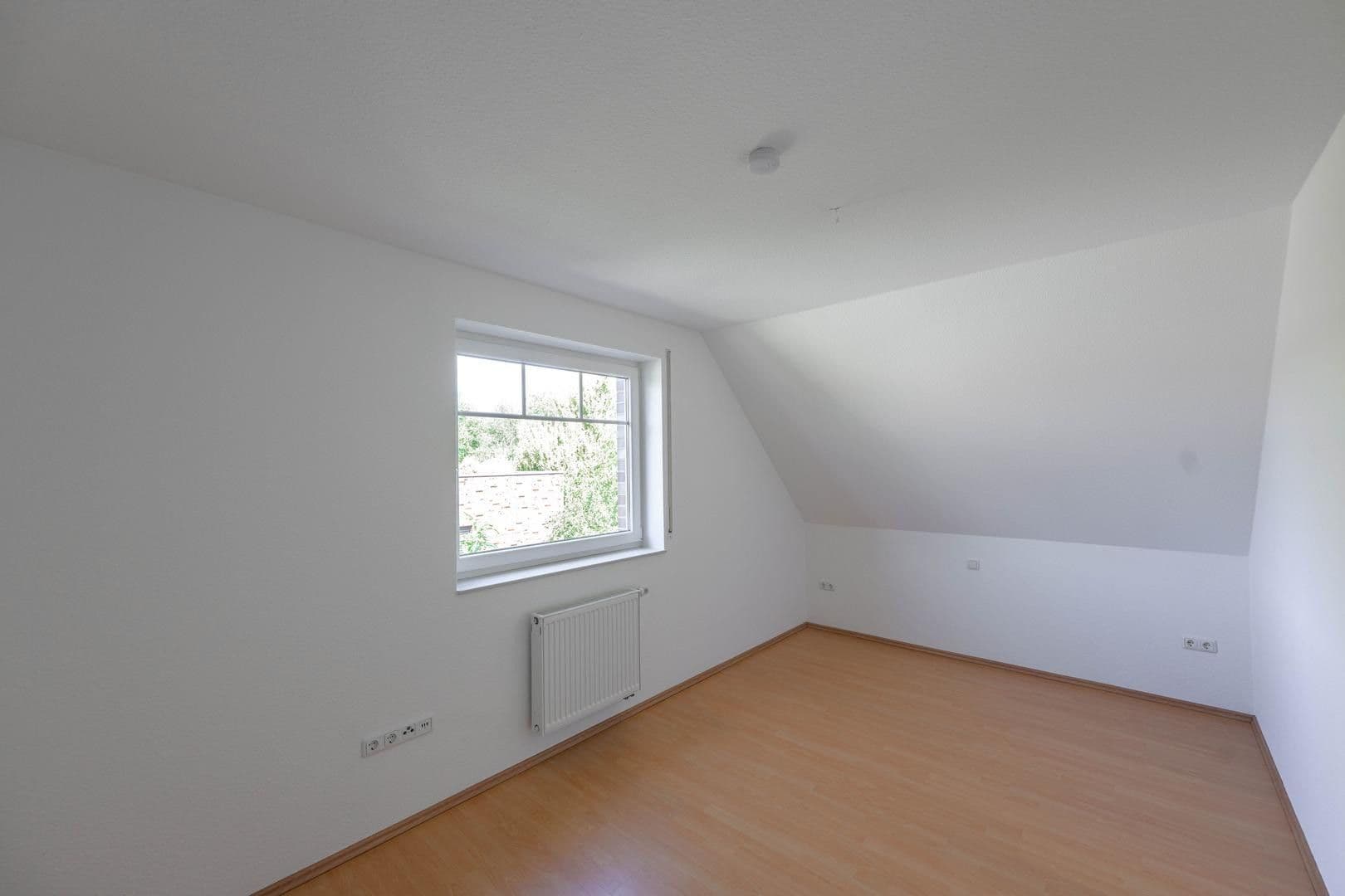Prodej domu 115 m², pozemek 239 m², Bienenweg 1a, Edewecht, Dolní Sasko Prodej domu 115 m², pozemek 239 m², Bienenweg 1a, Edewecht, Dolní Sasko