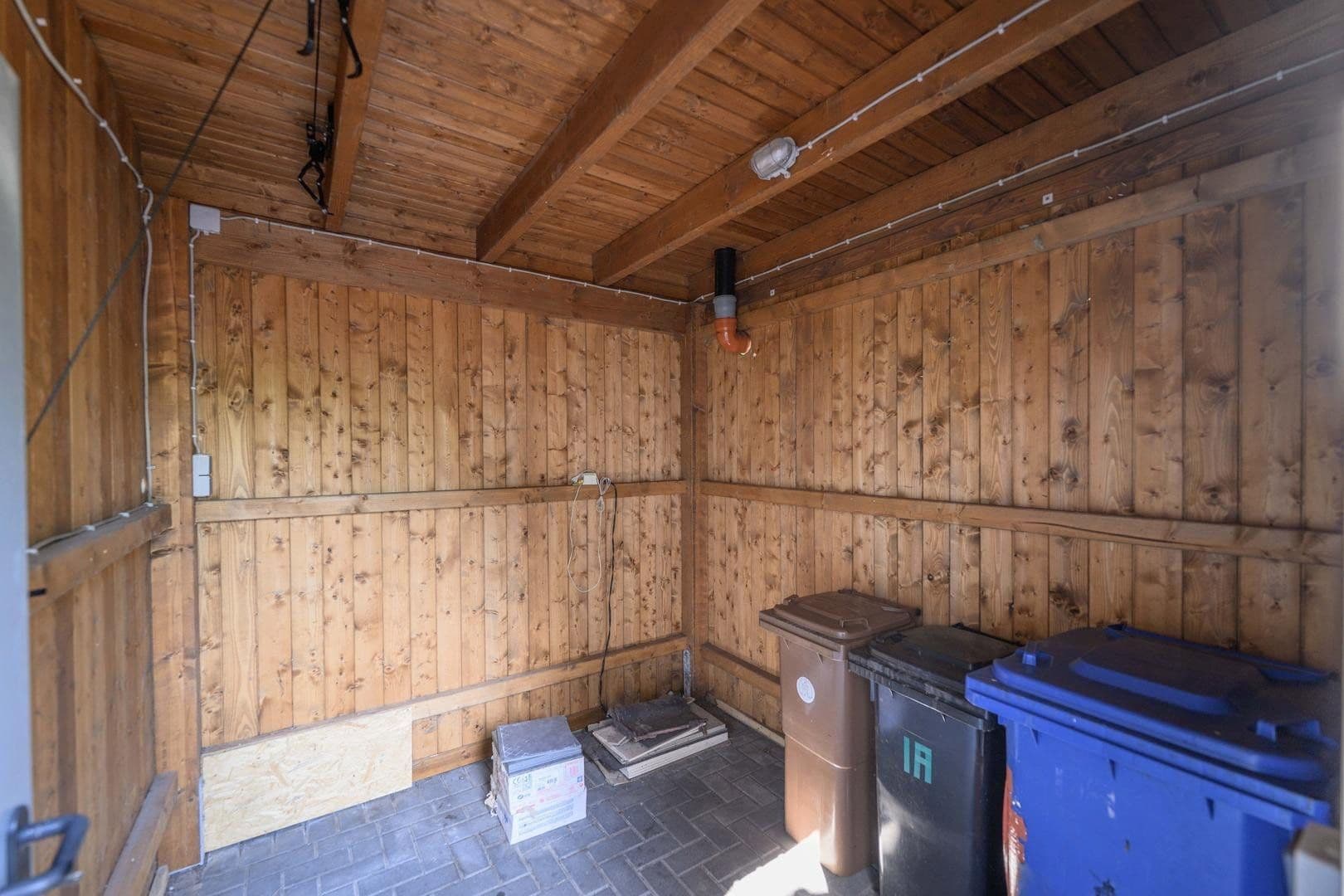 Prodej domu 115 m², pozemek 239 m², Bienenweg 1a, Edewecht, Dolní Sasko Prodej domu 115 m², pozemek 239 m², Bienenweg 1a, Edewecht, Dolní Sasko