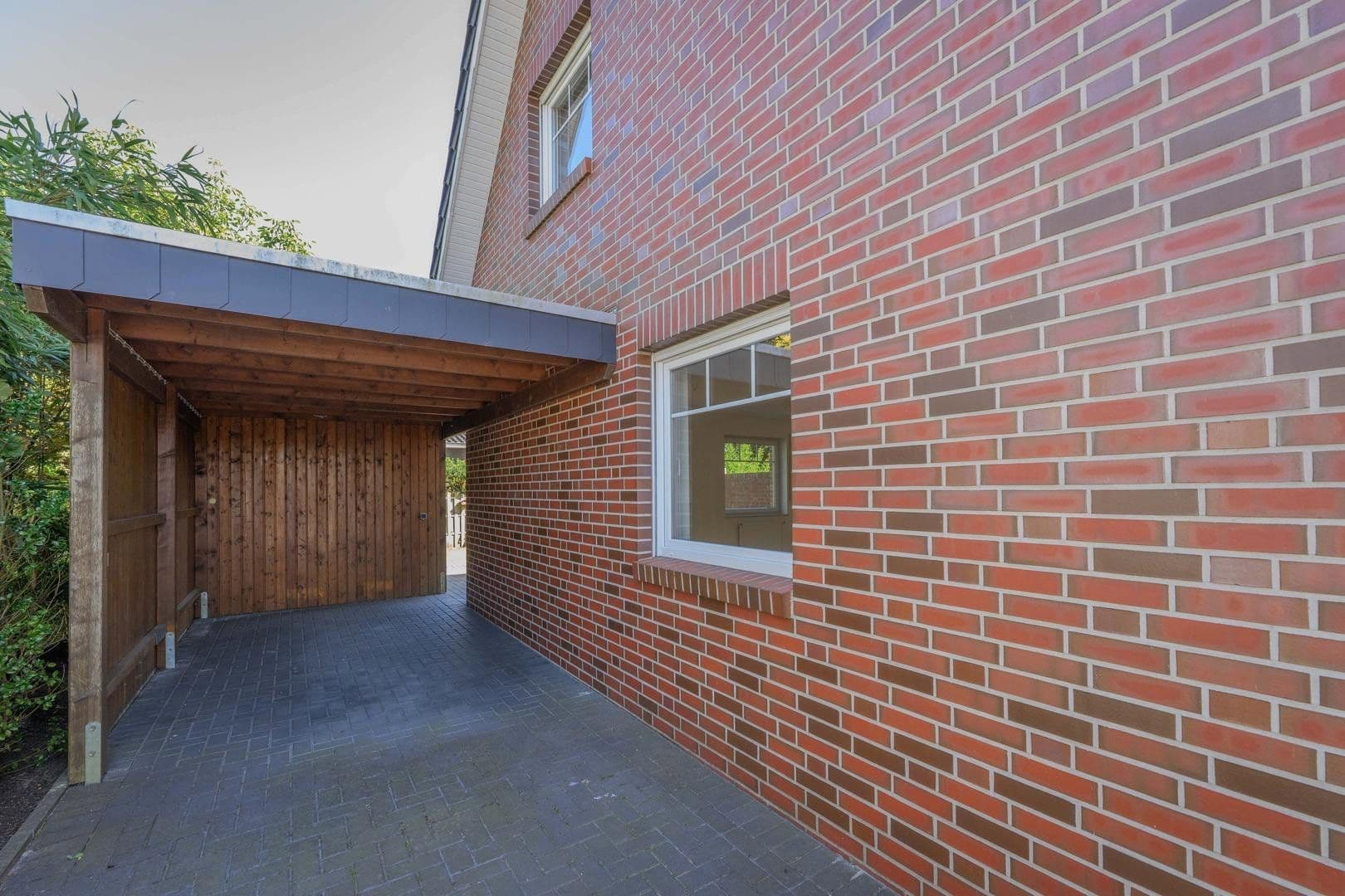 Prodej domu 115 m², pozemek 239 m², Bienenweg 1a, Edewecht, Dolní Sasko Prodej domu 115 m², pozemek 239 m², Bienenweg 1a, Edewecht, Dolní Sasko
