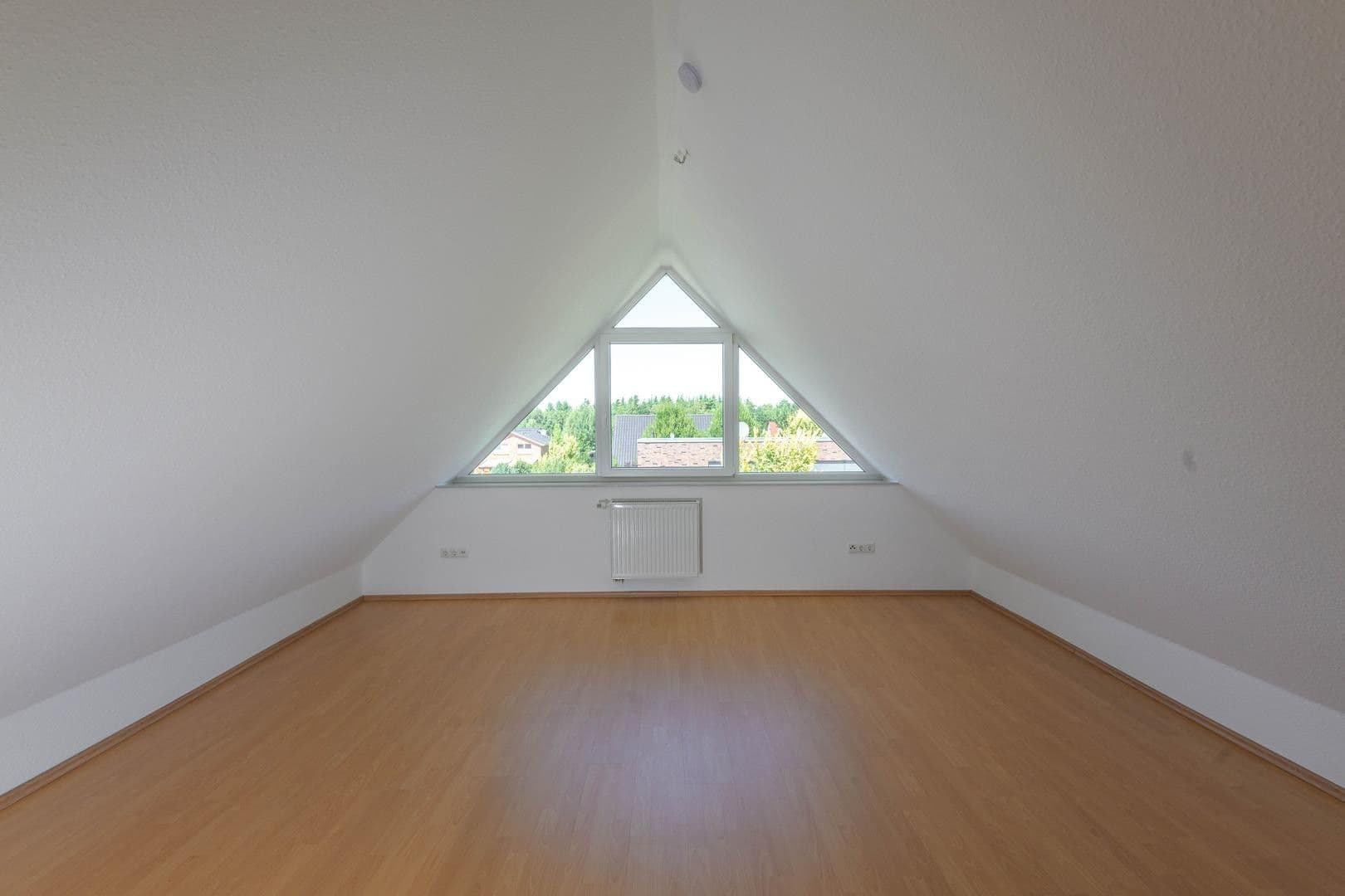 Prodej domu 115 m², pozemek 239 m², Bienenweg 1a, Edewecht, Dolní Sasko Prodej domu 115 m², pozemek 239 m², Bienenweg 1a, Edewecht, Dolní Sasko