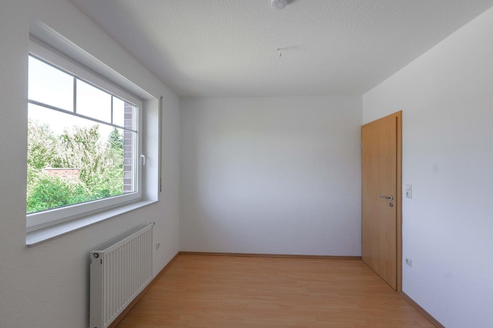 Prodej domu 115 m², pozemek 239 m², Bienenweg 1a, Edewecht, Dolní Sasko Prodej domu 115 m², pozemek 239 m², Bienenweg 1a, Edewecht, Dolní Sasko