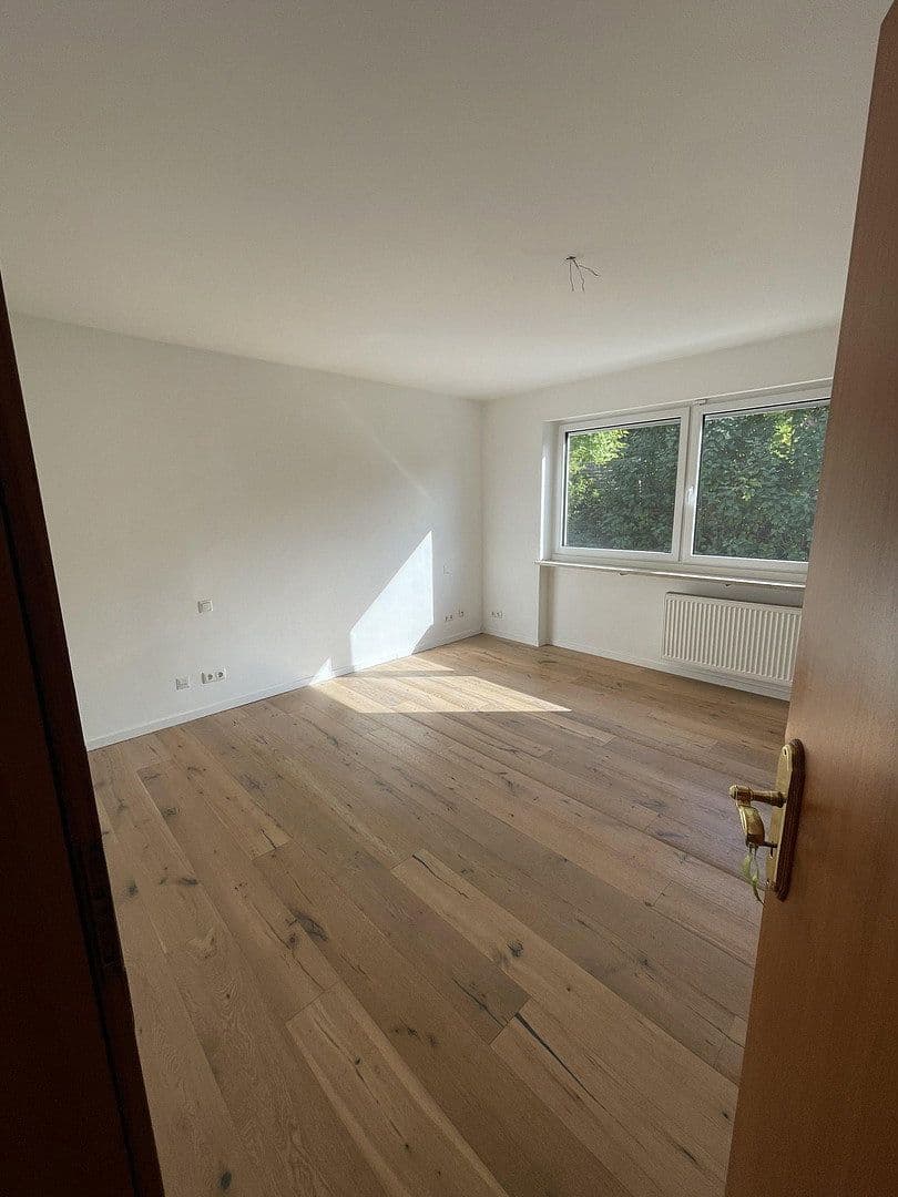 Pronájem domu 167 m², pozemek 846 m², Wörthsee, Bavorsko Pronájem domu 167 m², pozemek 846 m², Wörthsee, Bavorsko