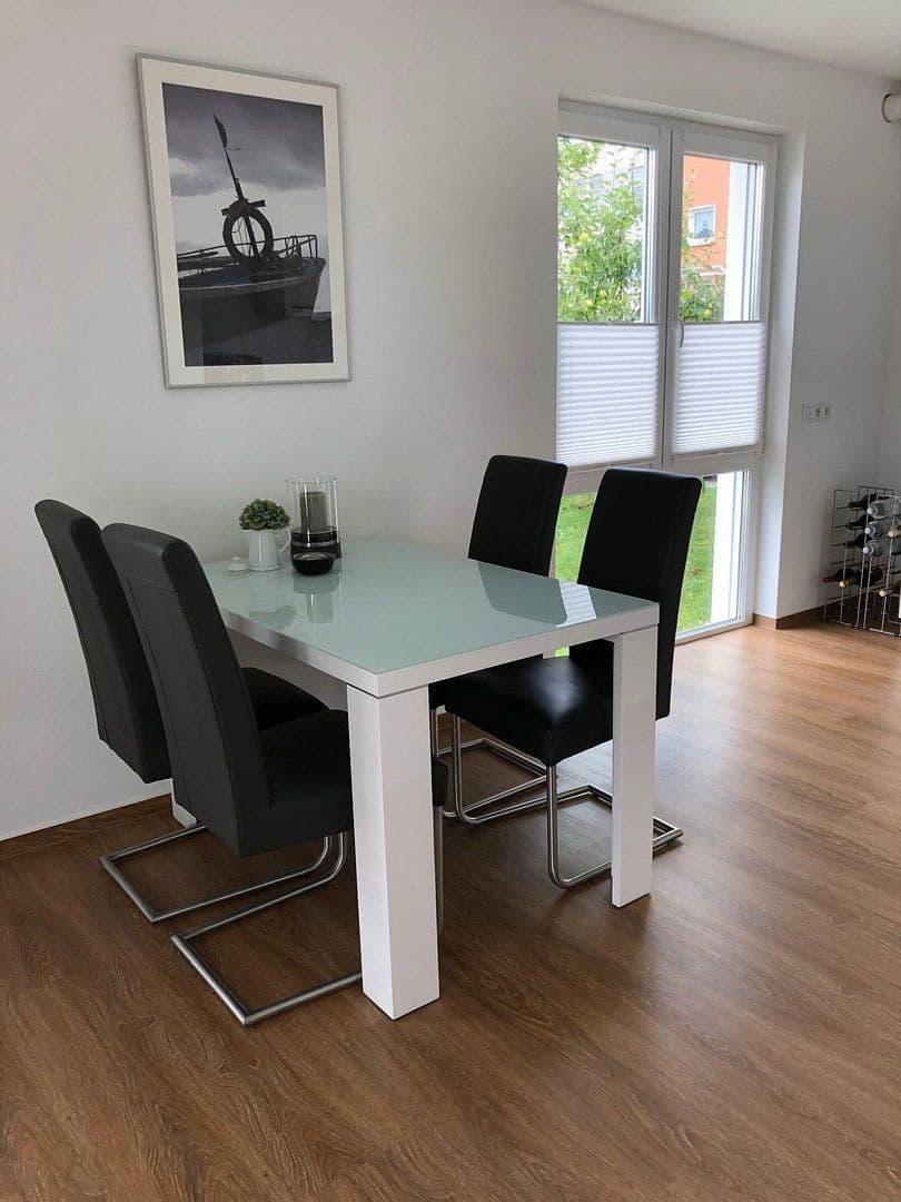 Pronájem bytu 2+1 60 m², Fritz-Reuter-Straße 10, Olpe, Severní Porýní-Vestfálsko Pronájem bytu 2+1 60 m², Fritz-Reuter-Straße 10, Olpe, Severní Porýní-Vestfálsko