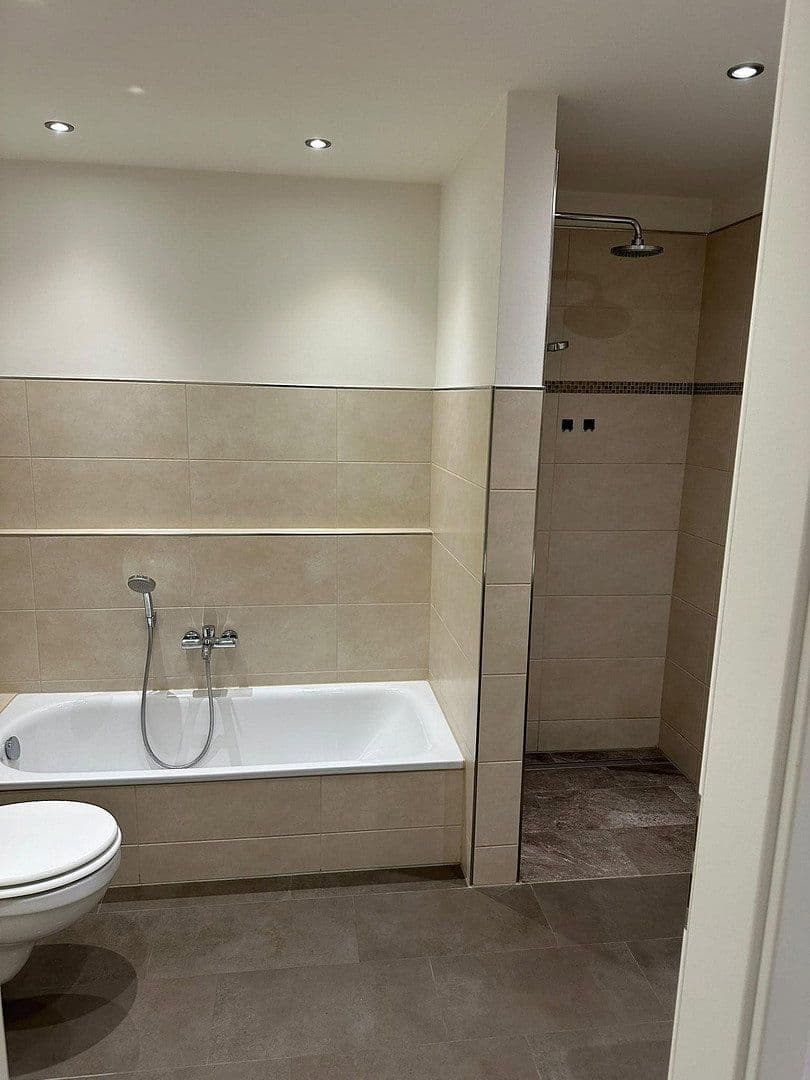 Prodej bytu 2+1 65 m², Hamburg, Hamburg Prodej bytu 2+1 65 m², Hamburg, Hamburg
