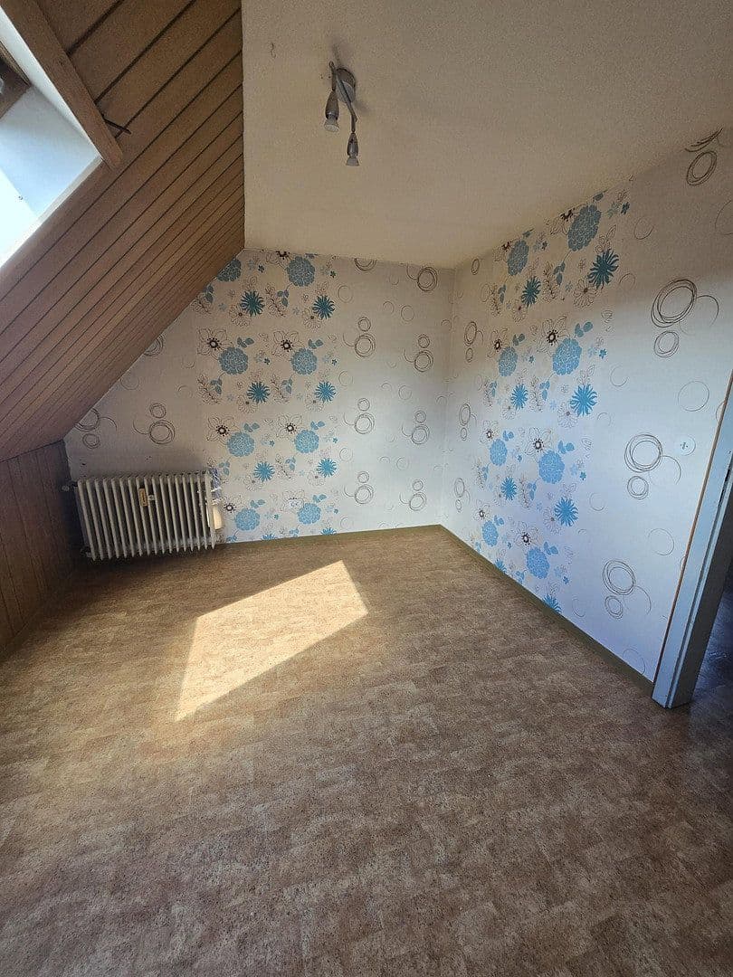 Pronájem bytu 3+1 55 m², Eisenbahn straße, Kindsbach, Porýní-Falc Pronájem bytu 3+1 55 m², Eisenbahn straße, Kindsbach, Porýní-Falc