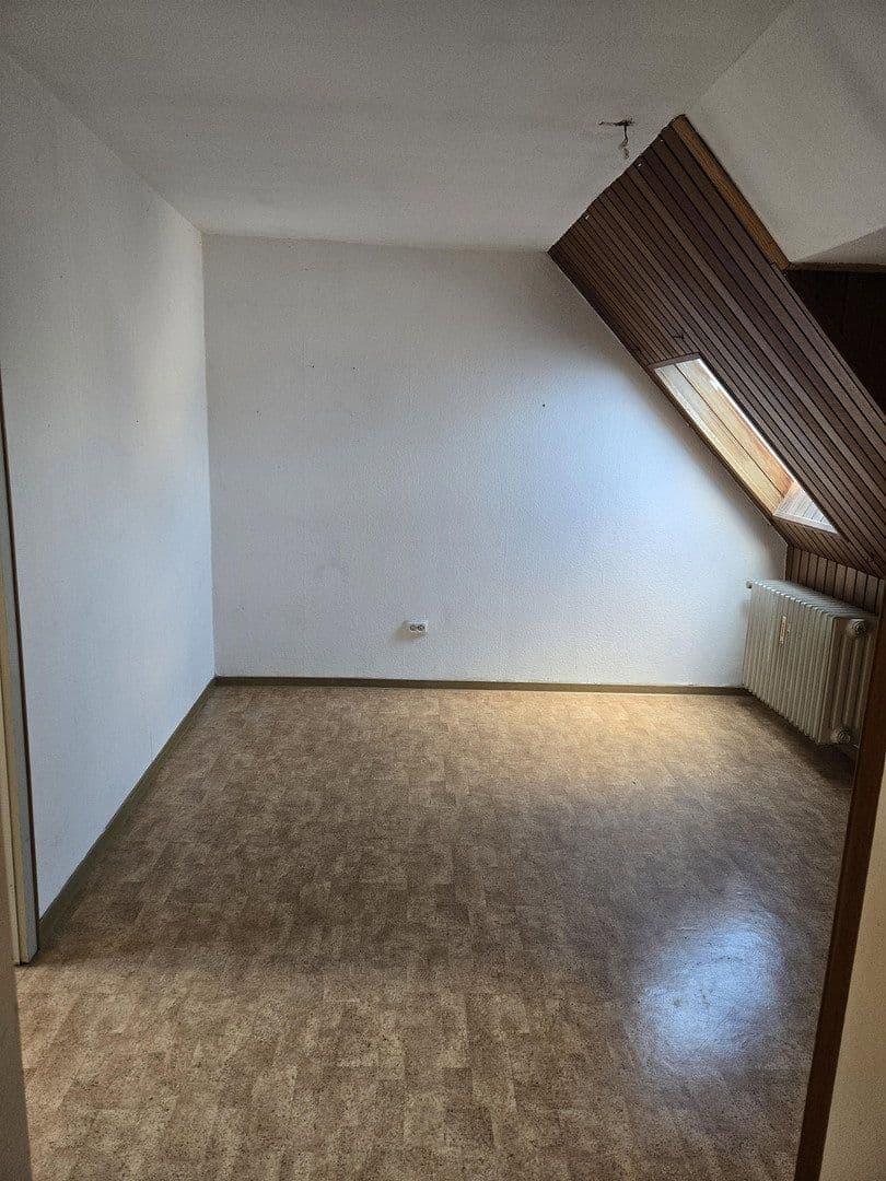Pronájem bytu 3+1 55 m², Eisenbahn straße, Kindsbach, Porýní-Falc Pronájem bytu 3+1 55 m², Eisenbahn straße, Kindsbach, Porýní-Falc