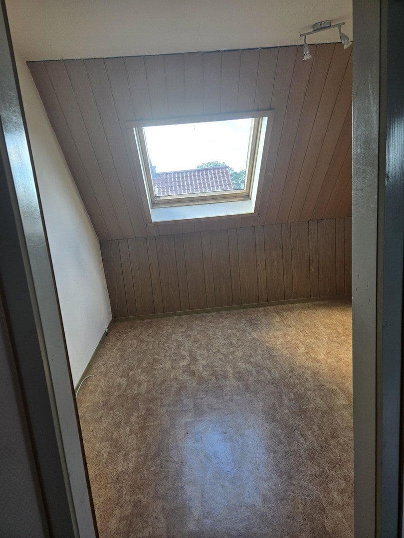 Pronájem bytu 3+1 55 m², Eisenbahn straße, Kindsbach, Porýní-Falc Pronájem bytu 3+1 55 m², Eisenbahn straße, Kindsbach, Porýní-Falc