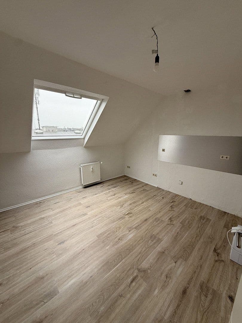 Pronájem bytu 3+1 75 m², Blumenstr. 47, Radevormwald, Severní Porýní-Vestfálsko Pronájem bytu 3+1 75 m², Blumenstr. 47, Radevormwald, Severní Porýní-Vestfálsko