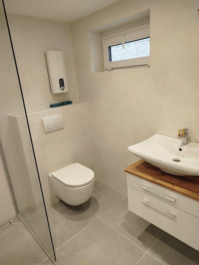 Pronájem domu 45 m², pozemek 200 m², Oberdorfstraße 33, Düsseldorf, Severní Porýní-Vestfálsko Pronájem domu 45 m², pozemek 200 m², Oberdorfstraße 33, Düsseldorf, Severní Porýní-Vestfálsko