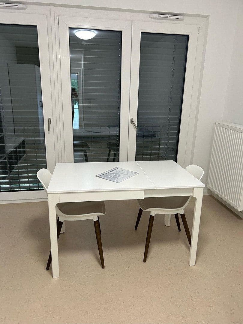 Pronájem bytu 1+1 32 m², Bonn, Severní Porýní-Vestfálsko Pronájem bytu 1+1 32 m², Bonn, Severní Porýní-Vestfálsko