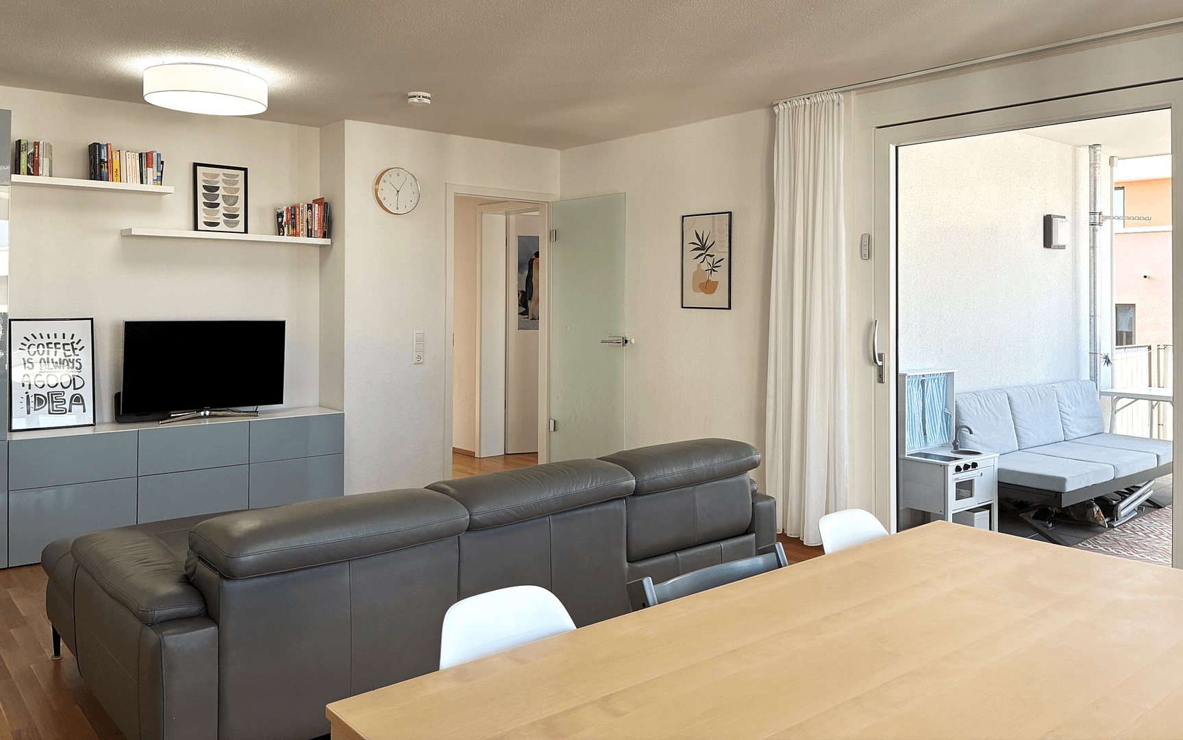Prodej bytu 4+1 105 m², Marie-Kurz-Hof 2, Reutlingen, Bádensko-Württembersko Prodej bytu 4+1 105 m², Marie-Kurz-Hof 2, Reutlingen, Bádensko-Württembersko