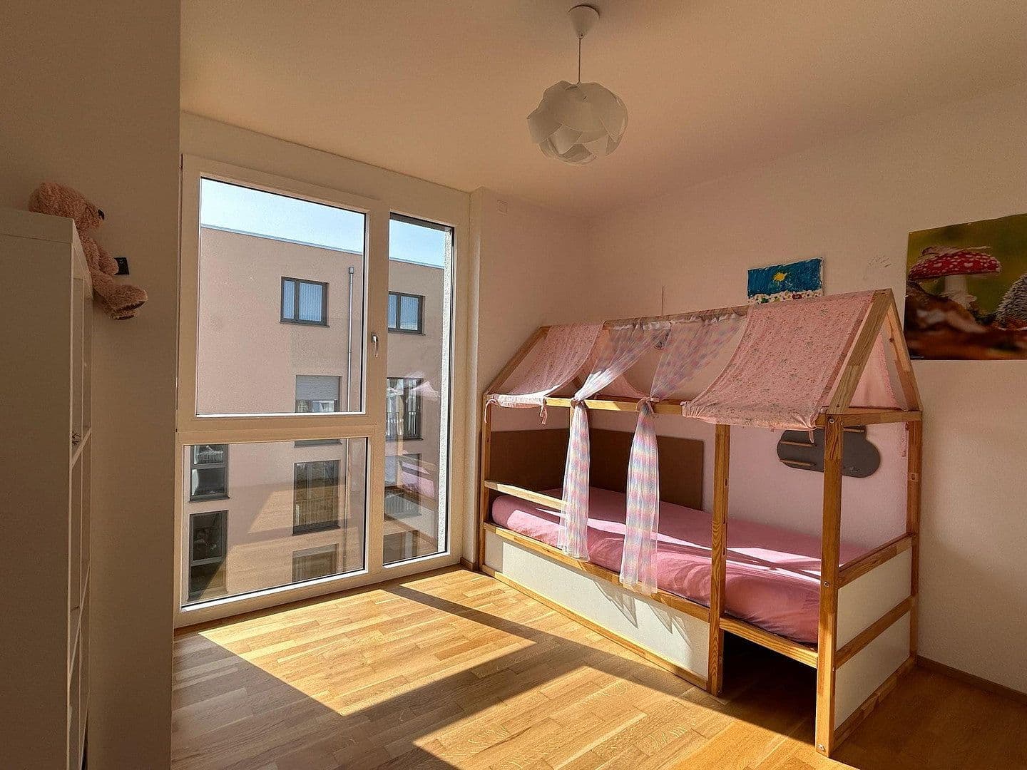 Prodej bytu 4+1 105 m², Marie-Kurz-Hof 2, Reutlingen, Bádensko-Württembersko Prodej bytu 4+1 105 m², Marie-Kurz-Hof 2, Reutlingen, Bádensko-Württembersko