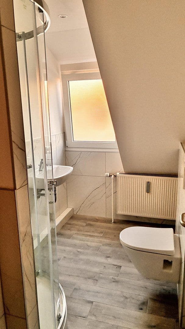 Pronájem bytu 80 m², Strassberg 46, Erlangen, Bavorsko Pronájem bytu 80 m², Strassberg 46, Erlangen, Bavorsko