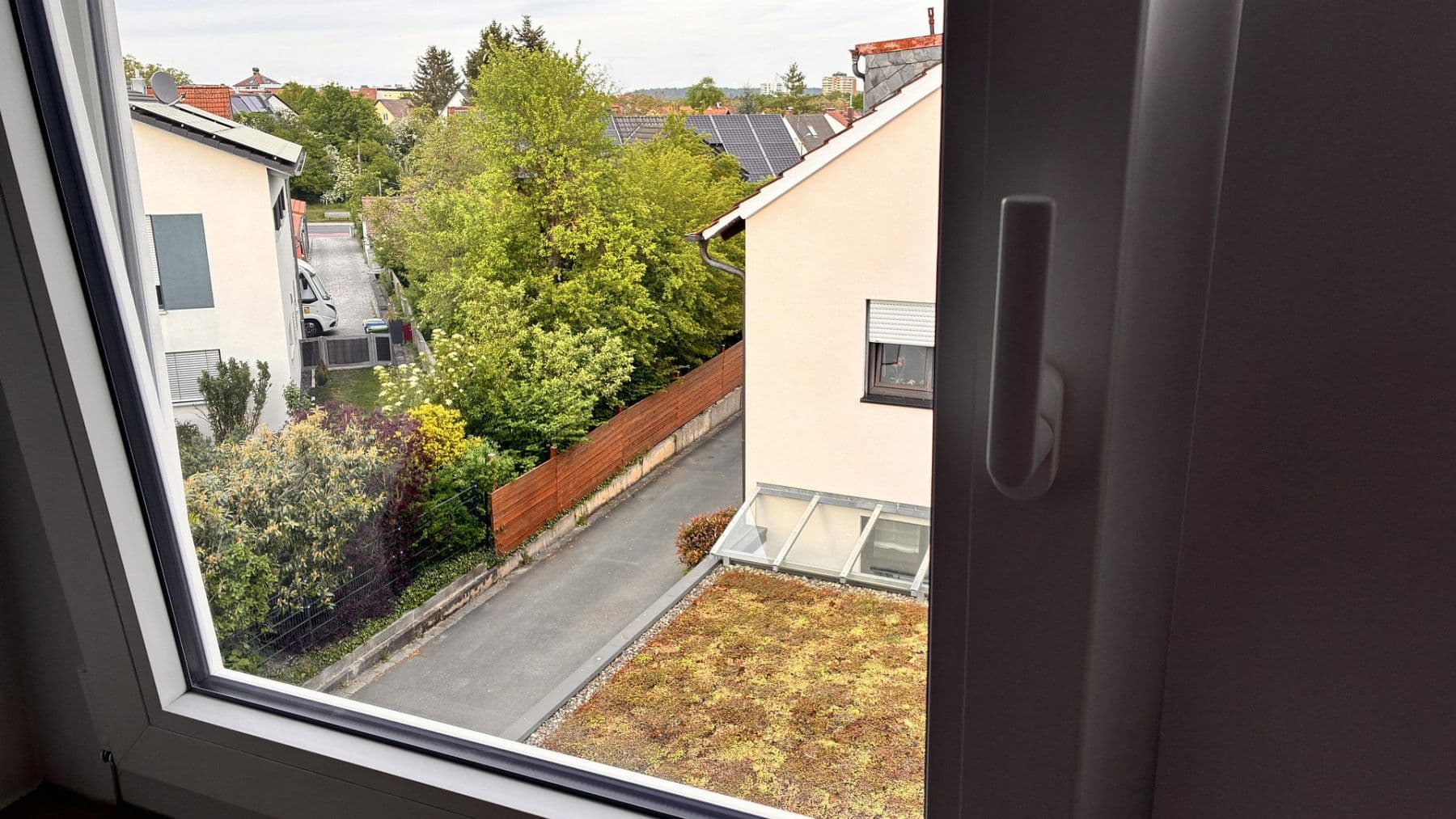 Pronájem bytu 80 m², Strassberg 46, Erlangen, Bavorsko Pronájem bytu 80 m², Strassberg 46, Erlangen, Bavorsko