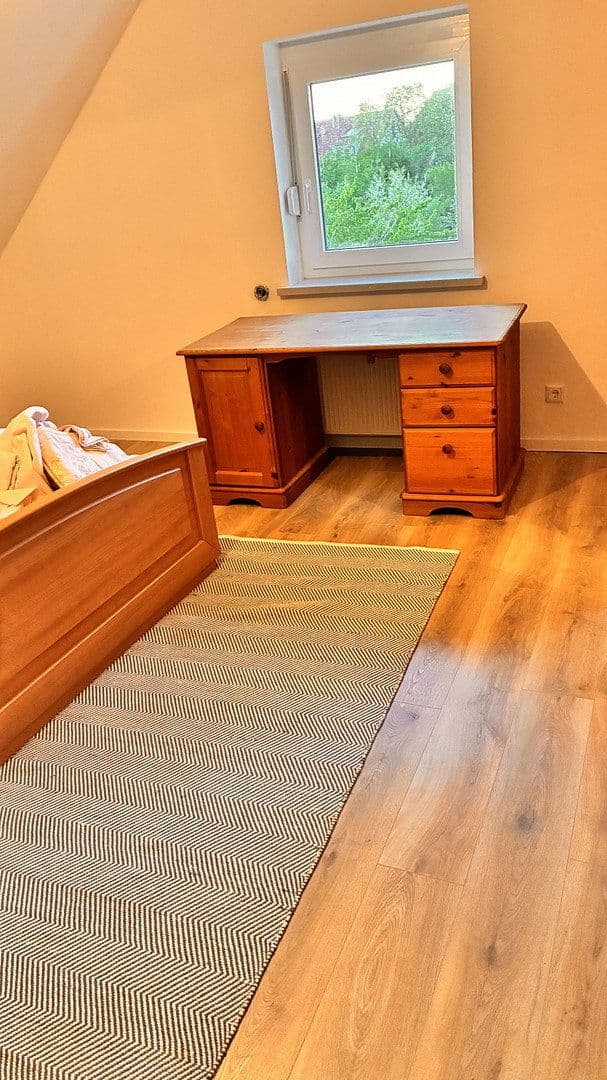 Pronájem bytu 80 m², Strassberg 46, Erlangen, Bavorsko Pronájem bytu 80 m², Strassberg 46, Erlangen, Bavorsko