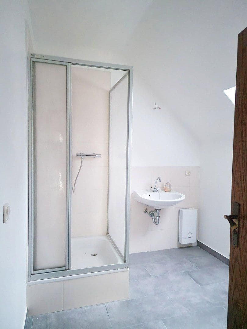 Pronájem domu 106 m², pozemek 1 m², Diesdorf, Sasko-Anhaltsko Pronájem domu 106 m², pozemek 1 m², Diesdorf, Sasko-Anhaltsko