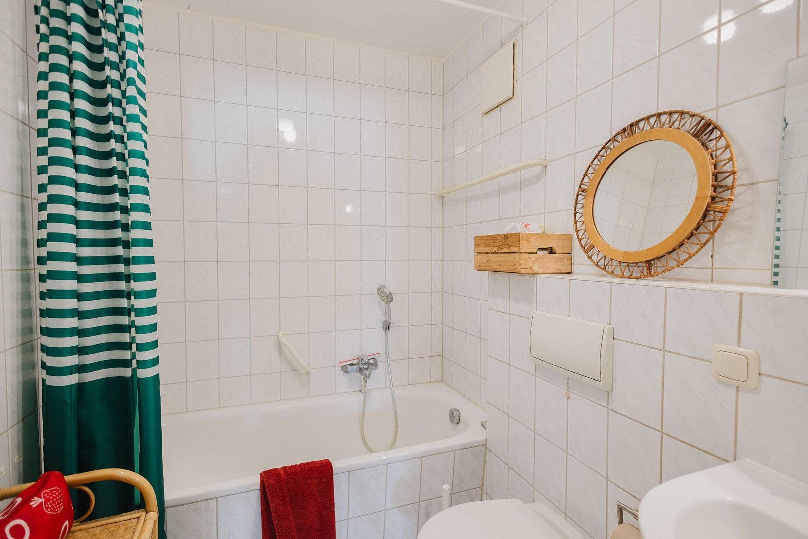 Pronájem bytu 2+1 65 m², Lübecker Strasse 14, Dresden, Sasko Pronájem bytu 2+1 65 m², Lübecker Strasse 14, Dresden, Sasko