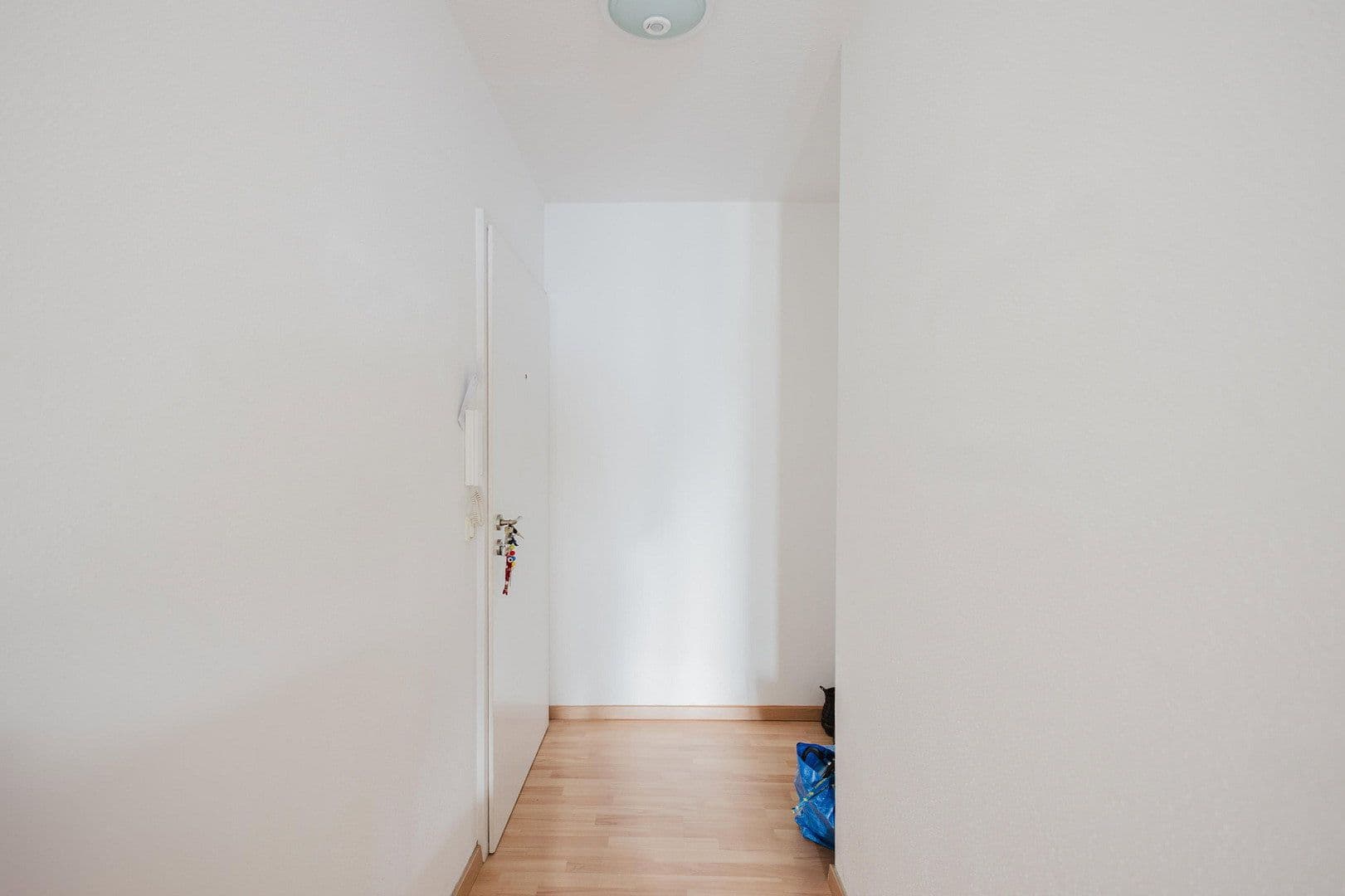 Pronájem bytu 2+1 65 m², Lübecker Strasse 14, Dresden, Sasko Pronájem bytu 2+1 65 m², Lübecker Strasse 14, Dresden, Sasko