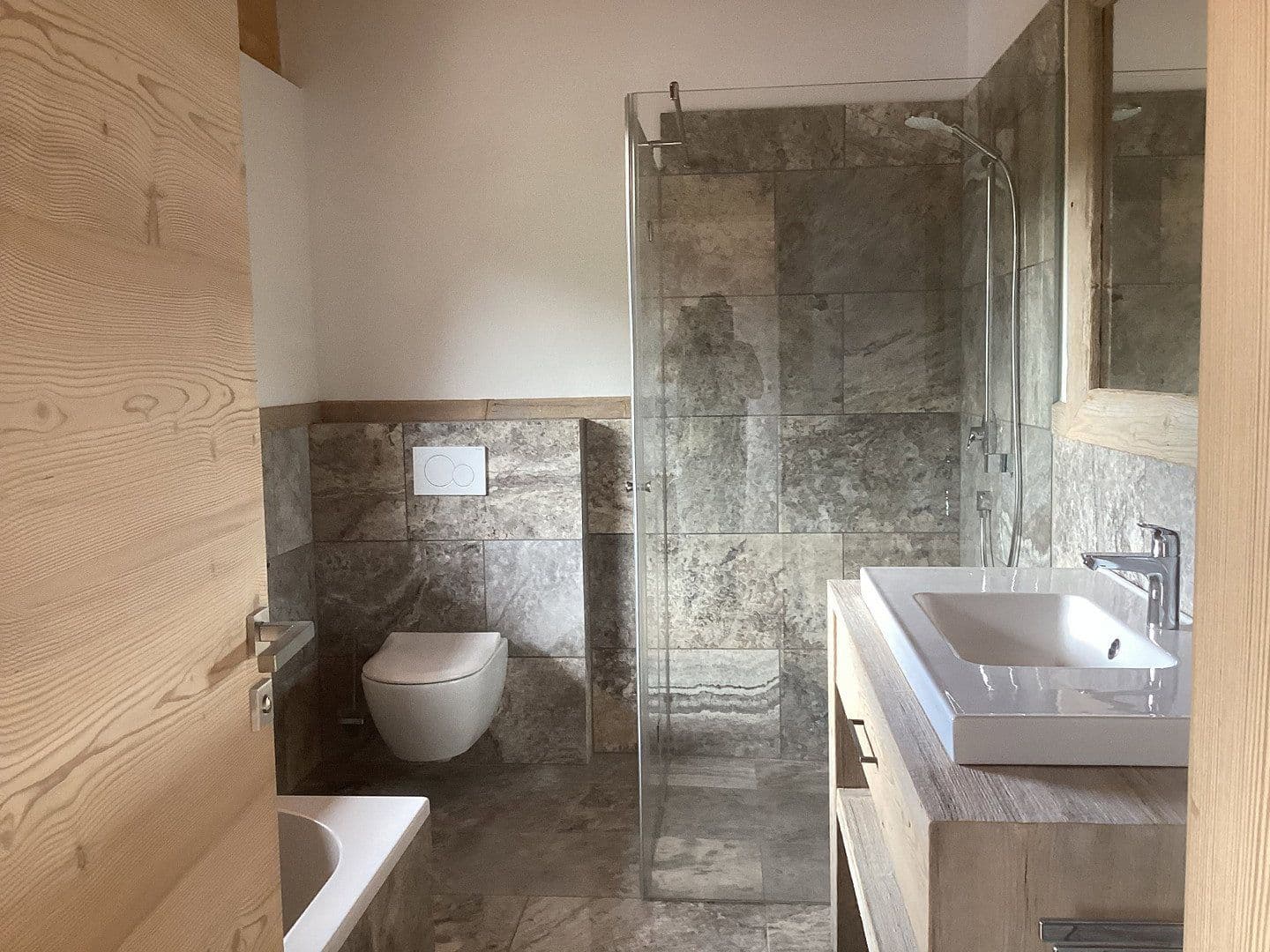 Prodej domu 343 m², pozemek 800 m², Gruberau 30a, Fieberbrunn, Tyrolsko Prodej domu 343 m², pozemek 800 m², Gruberau 30a, Fieberbrunn, Tyrolsko