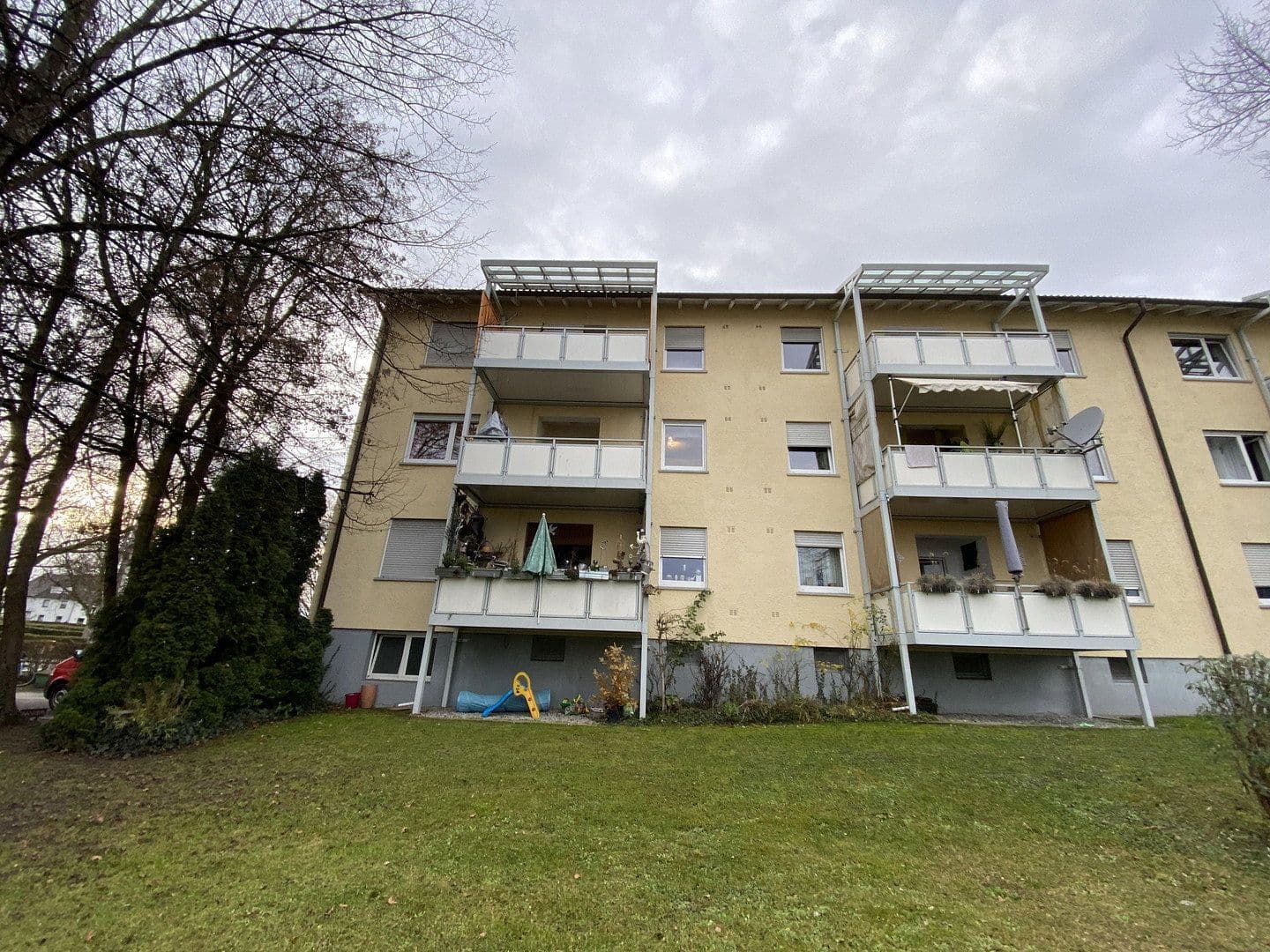 Prodej bytu 3+1 74 m², Friedrichshafen, Bádensko-Württembersko Prodej bytu 3+1 74 m², Friedrichshafen, Bádensko-Württembersko