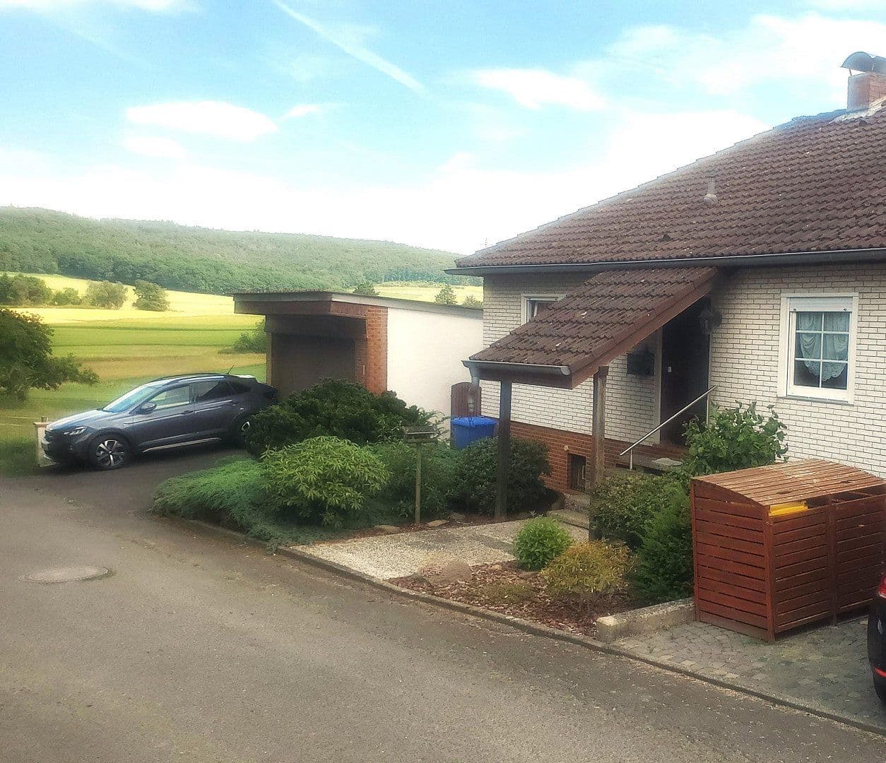 Prodej domu 170 m², pozemek 658 m², Am Steinmorgen 2 A, Waldems, Hessen Prodej domu 170 m², pozemek 658 m², Am Steinmorgen 2 A, Waldems, Hessen