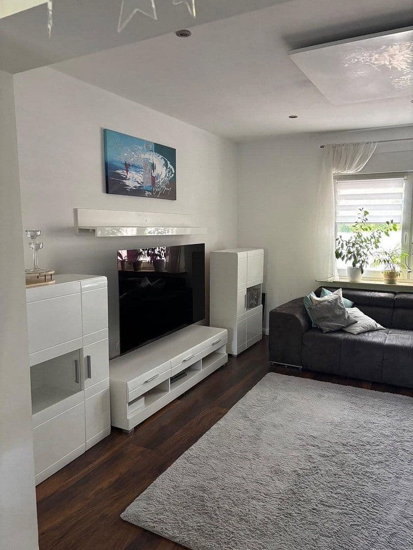 Prodej domu 147 m², pozemek 368 m², Neuss, Severní Porýní-Vestfálsko Prodej domu 147 m², pozemek 368 m², Neuss, Severní Porýní-Vestfálsko