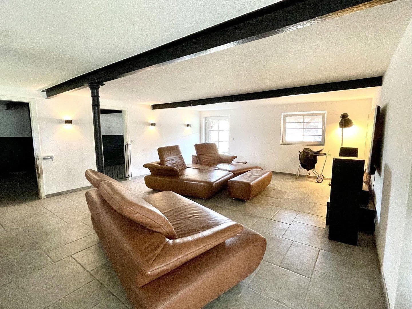 Prodej domu 291 m², pozemek 5.500 m², Högel, Šlesvicko-Holštýnsko Prodej domu 291 m², pozemek 5.500 m², Högel, Šlesvicko-Holštýnsko