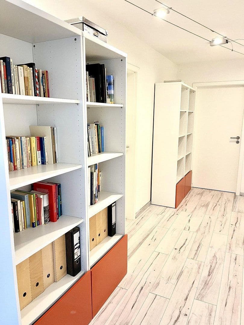 Prodej domu 291 m², pozemek 5.500 m², Högel, Šlesvicko-Holštýnsko Prodej domu 291 m², pozemek 5.500 m², Högel, Šlesvicko-Holštýnsko