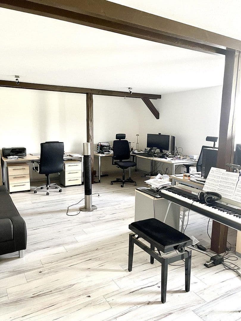 Prodej domu 291 m², pozemek 5.500 m², Högel, Šlesvicko-Holštýnsko Prodej domu 291 m², pozemek 5.500 m², Högel, Šlesvicko-Holštýnsko