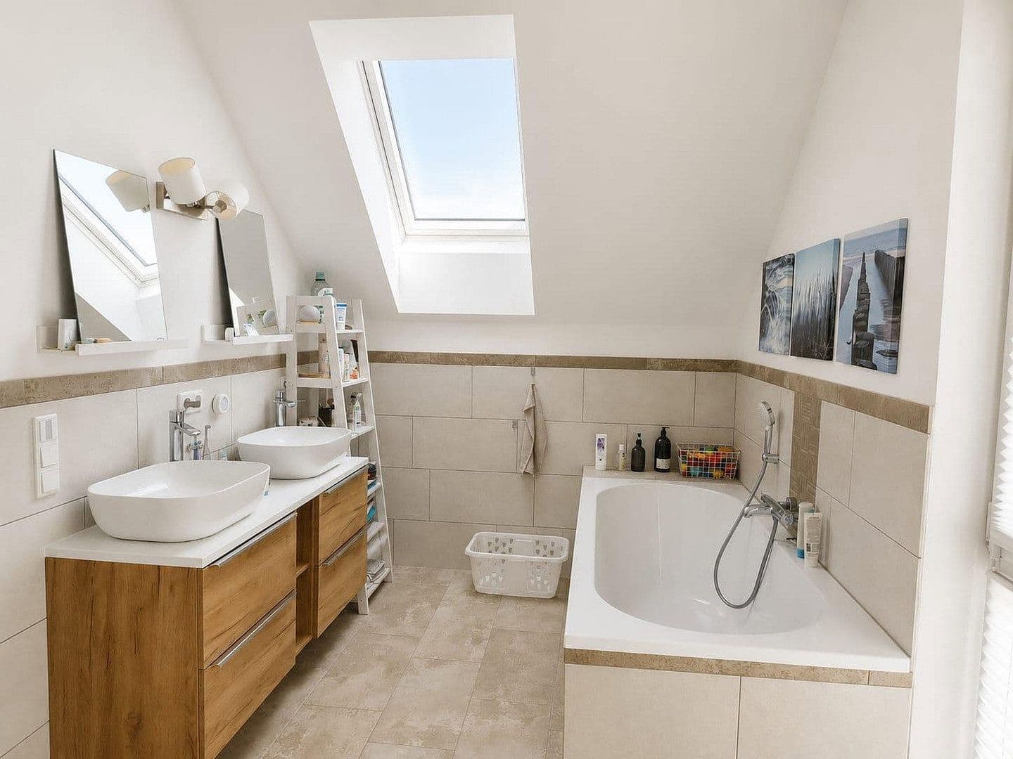 Prodej domu 182 m², pozemek 669 m², Britz, Braniborsko Prodej domu 182 m², pozemek 669 m², Britz, Braniborsko