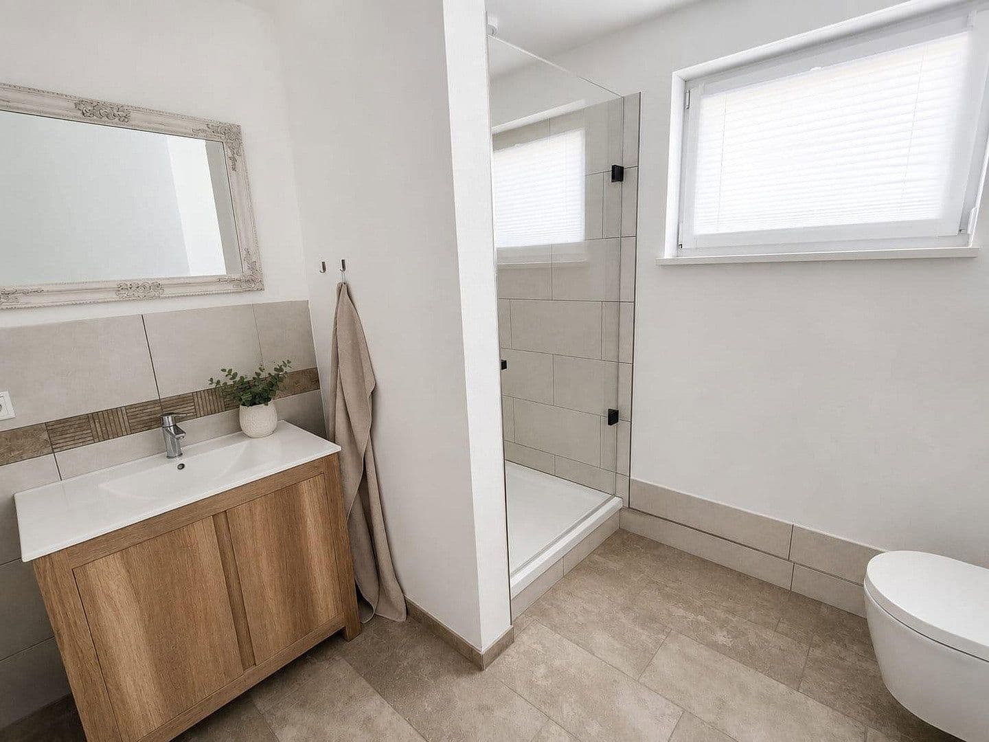 Prodej domu 182 m², pozemek 669 m², Britz, Braniborsko Prodej domu 182 m², pozemek 669 m², Britz, Braniborsko