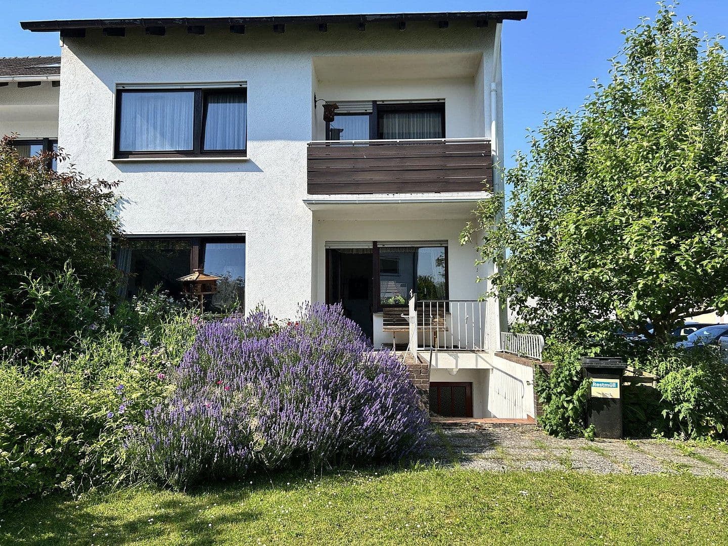 Prodej domu 184 m², pozemek 347 m², Bielefeld-Theesen, Severní Porýní-Vestfálsko Prodej domu 184 m², pozemek 347 m², Bielefeld-Theesen, Severní Porýní-Vestfálsko