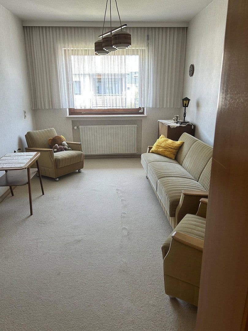 Prodej domu 184 m², pozemek 347 m², Bielefeld-Theesen, Severní Porýní-Vestfálsko Prodej domu 184 m², pozemek 347 m², Bielefeld-Theesen, Severní Porýní-Vestfálsko